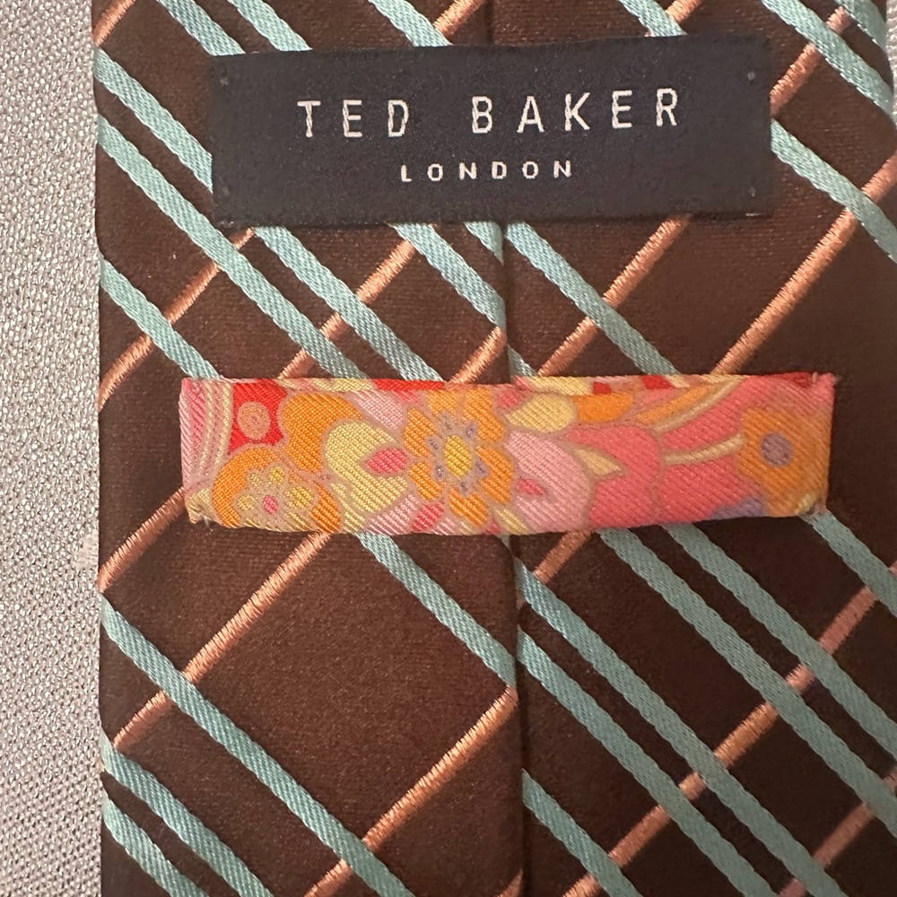 Ted Baker London Brown Silk and Aqua Blue Plaid Strip Lined designer Tie